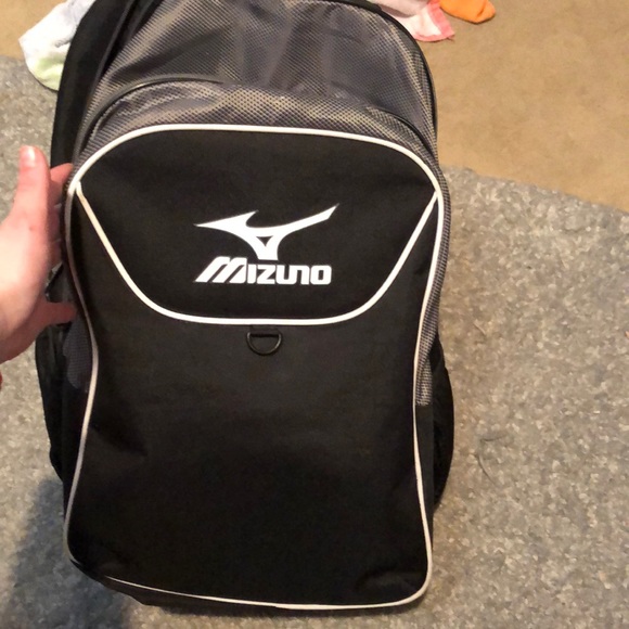 mizuno volleyball bag